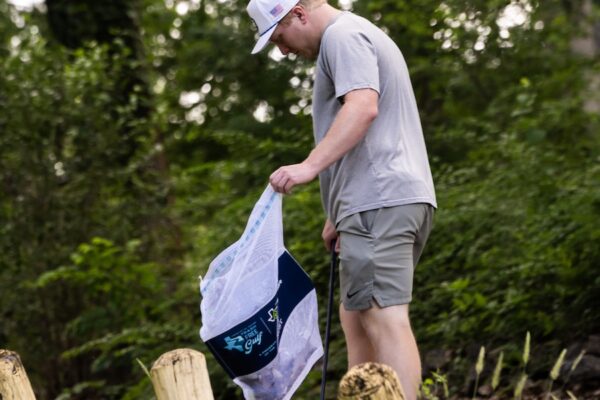 CRA 2026 Lake Austin Cleanup_credit-daniel-cavazos-45