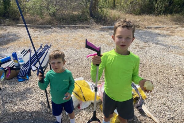 cra-2026-ltc-volunteer-kids-with-grabbers